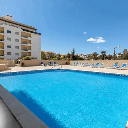 With Pools And Parking #1934 Appartement *