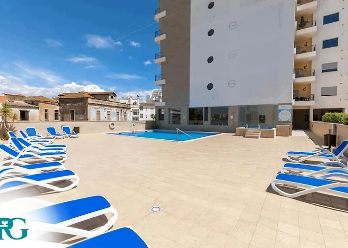 With Pools And Parking #1934 Apartment