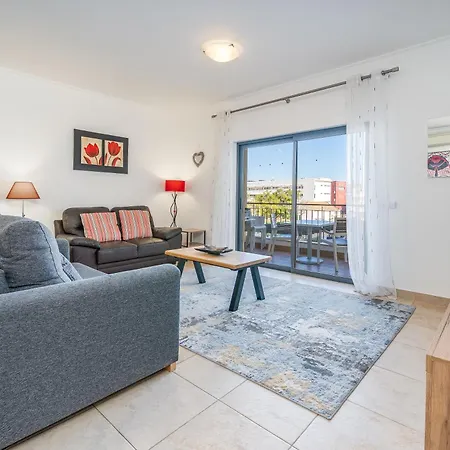 With Pools And Parking #1934 דירה